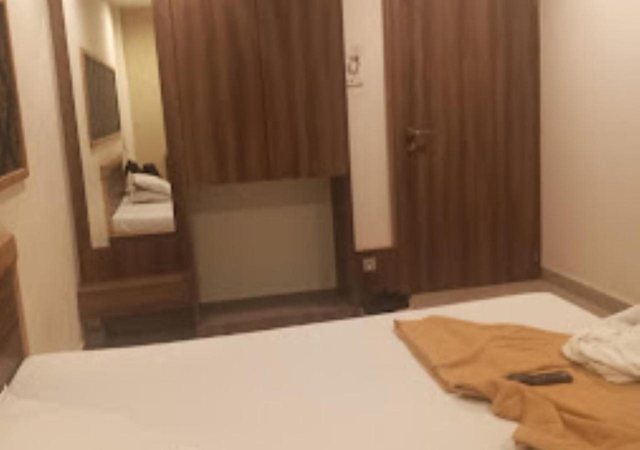 Hotel Jaltarang Kalmath Kankavali Εξωτερικό φωτογραφία