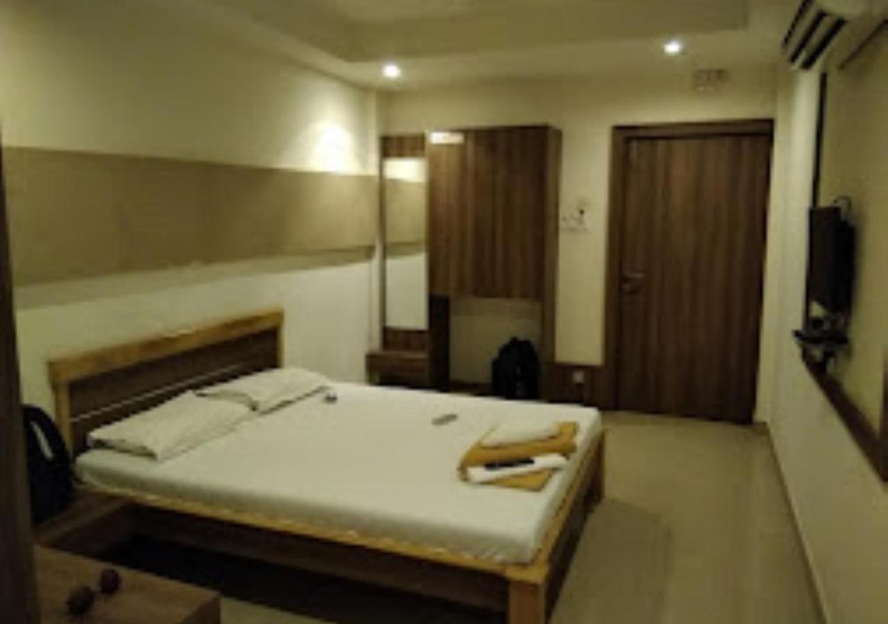 Hotel Jaltarang Kalmath Kankavali Εξωτερικό φωτογραφία