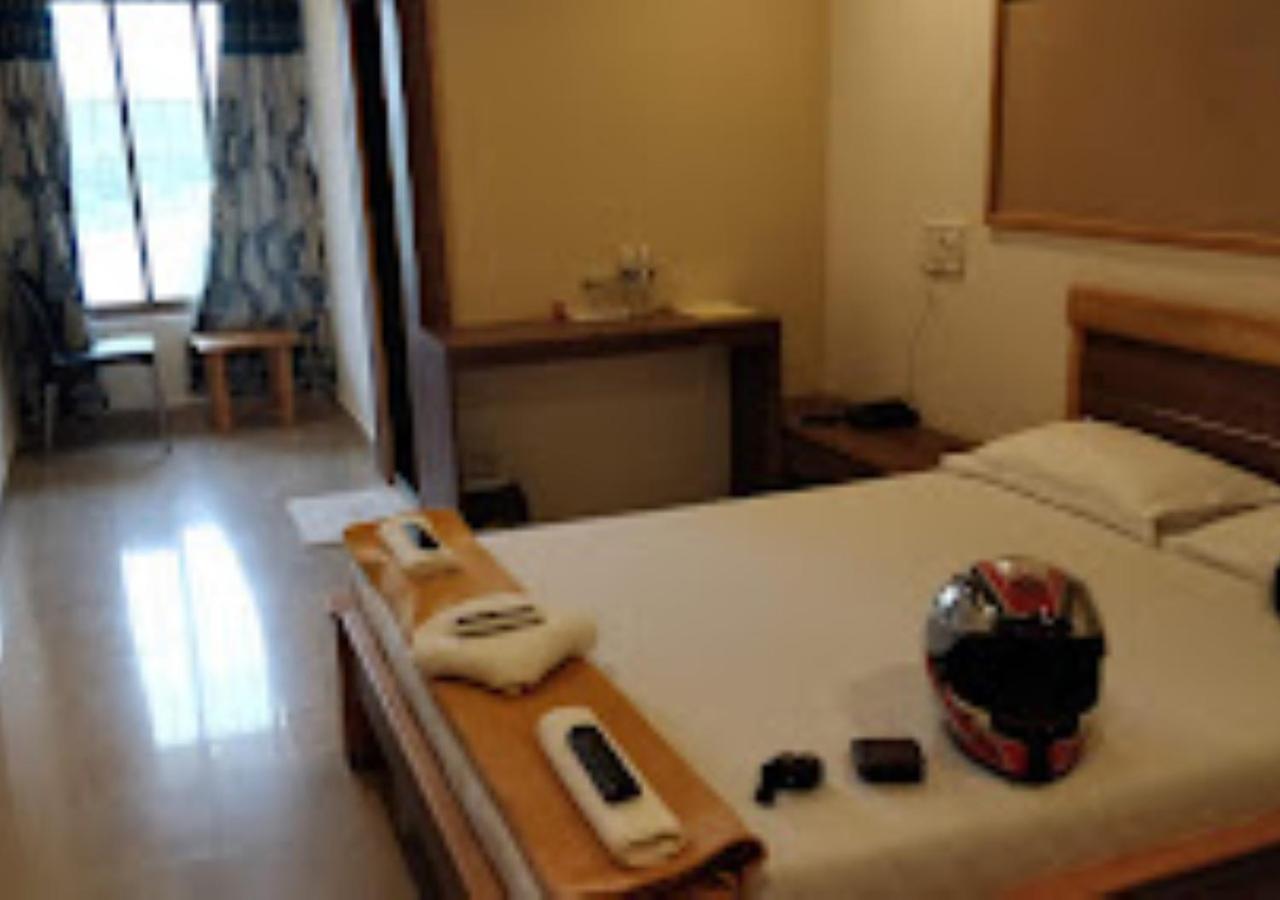 Hotel Jaltarang Kalmath Kankavali Εξωτερικό φωτογραφία